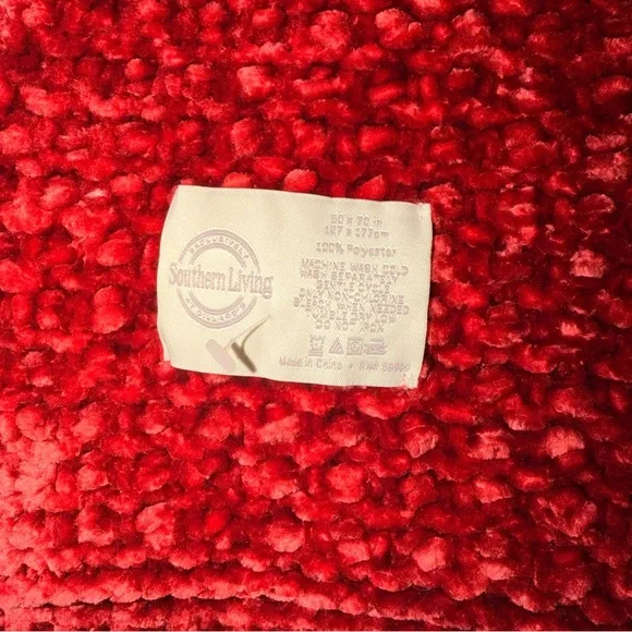 Southern Living Plush Red Throw - Picture 3 of 7